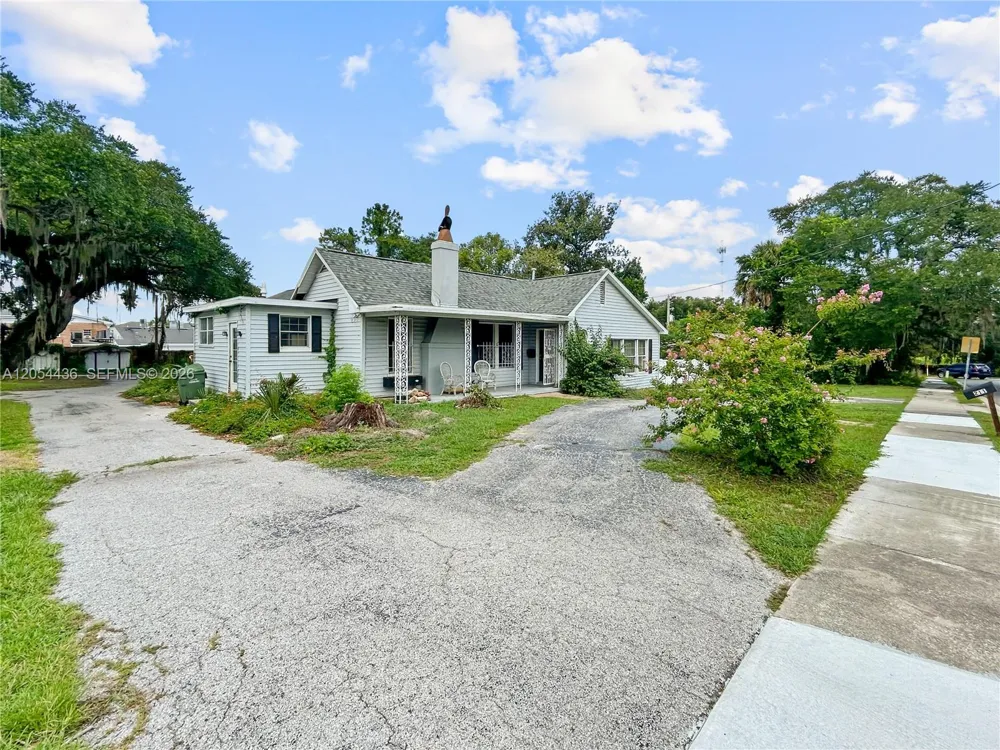 211 N 12TH ST Other City - In The State Of Florida, FL 34748