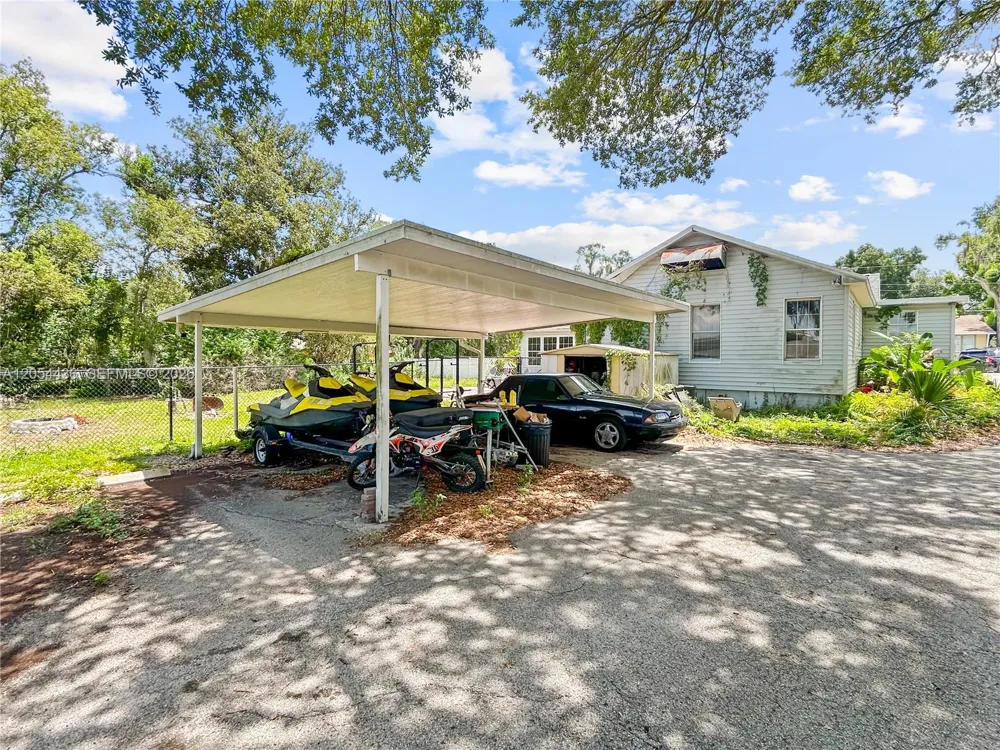 211 N 12TH ST Other City - In The State Of Florida, FL 34748