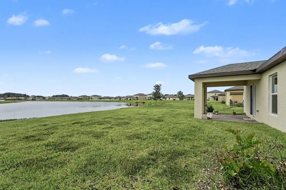 969 Bent Creek Drive Fort Pierce, FL 34947