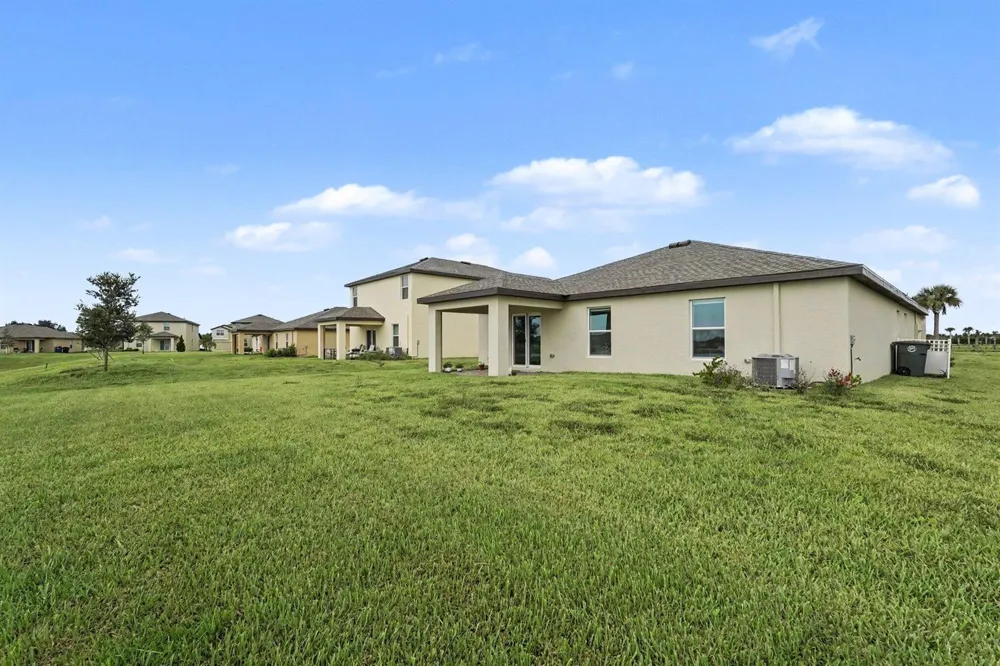 969 Bent Creek Drive Fort Pierce, FL 34947