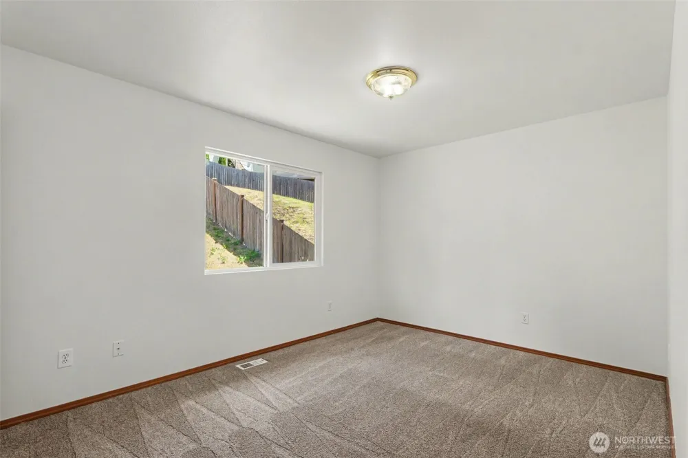 18663 Rainier View Road SE Monroe, WA 98272