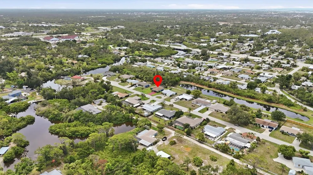 383 E WENTWORTH CIRCLE Englewood, FL 34223