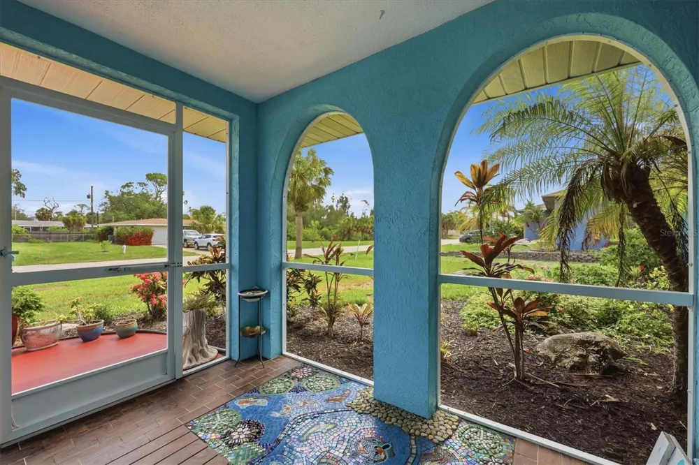 383 E WENTWORTH CIRCLE Englewood, FL 34223