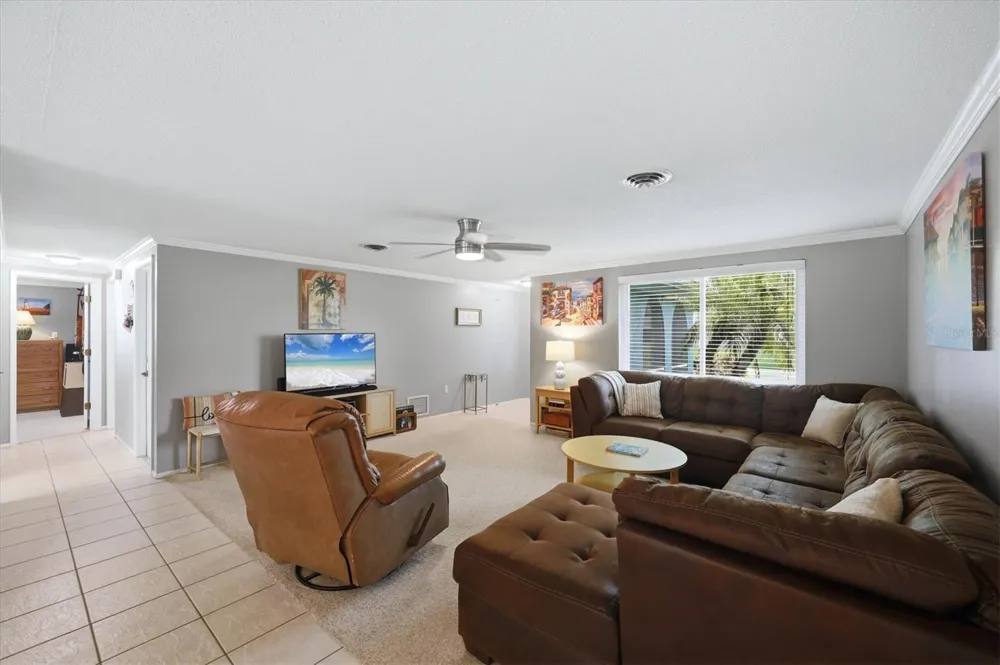 383 E WENTWORTH CIRCLE Englewood, FL 34223