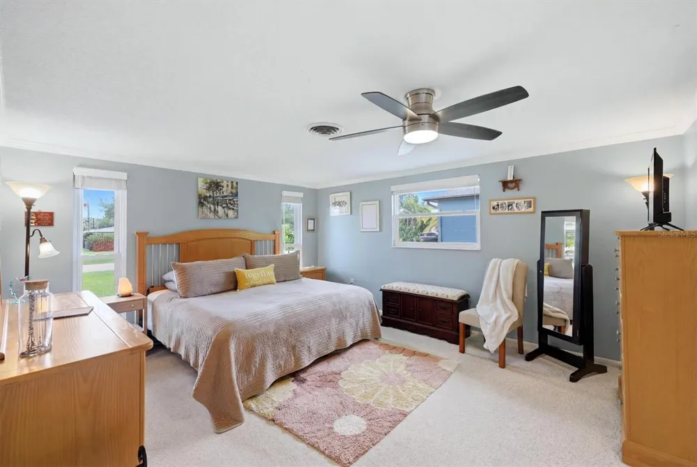 383 E WENTWORTH CIRCLE Englewood, FL 34223