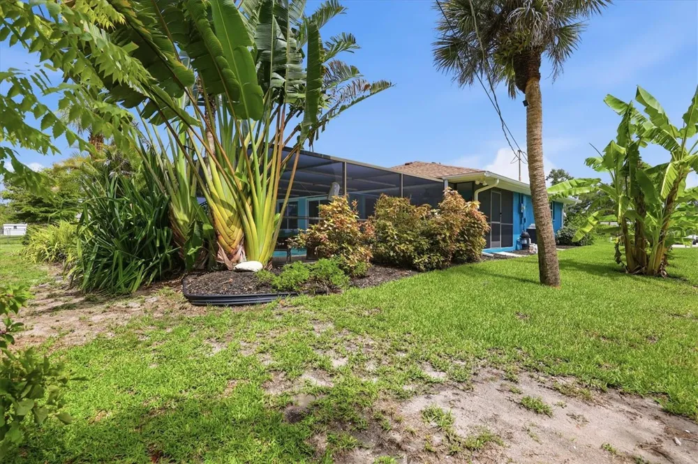 383 E WENTWORTH CIRCLE Englewood, FL 34223