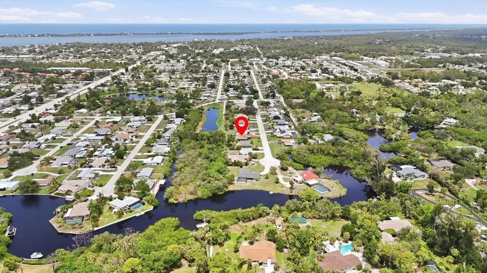 383 E WENTWORTH CIRCLE Englewood, FL 34223