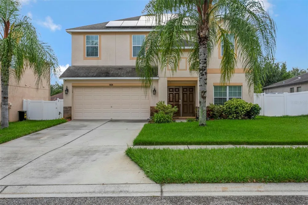 1424 MAIN STREET Valrico, FL 33594