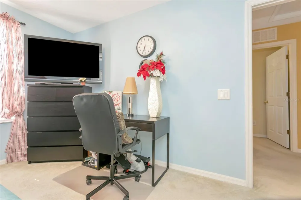 1424 MAIN STREET Valrico, FL 33594