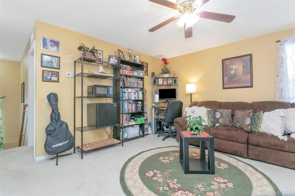 1424 MAIN STREET Valrico, FL 33594