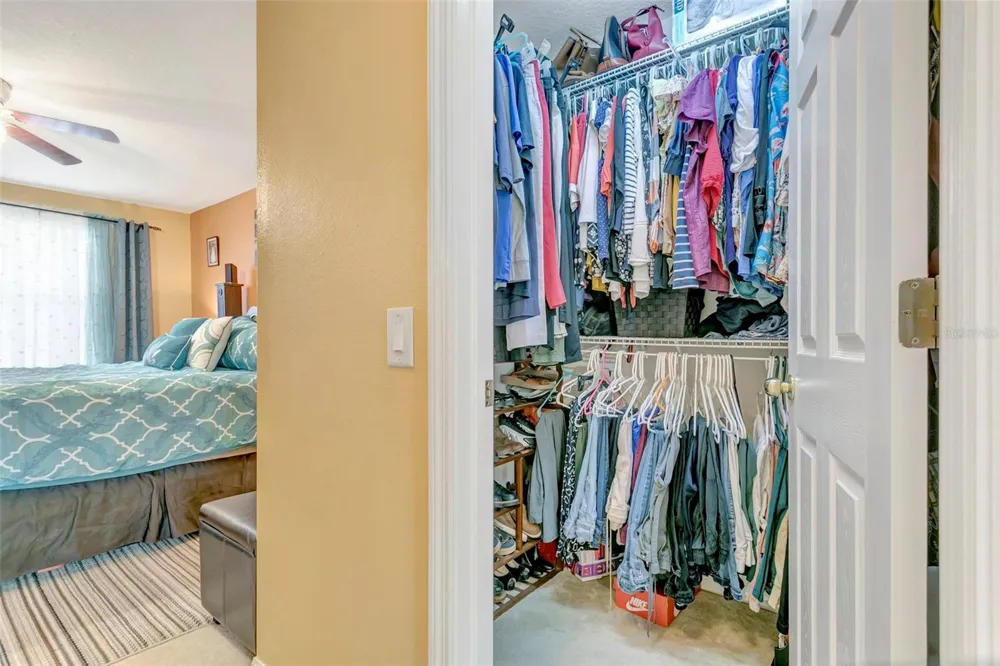 1424 MAIN STREET Valrico, FL 33594