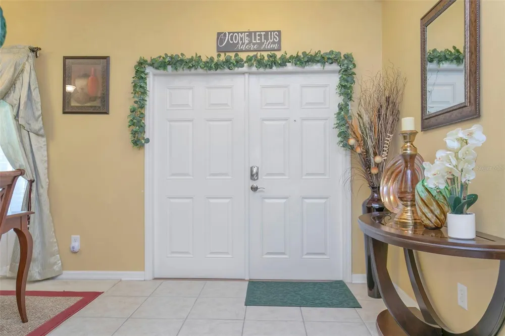 1424 MAIN STREET Valrico, FL 33594