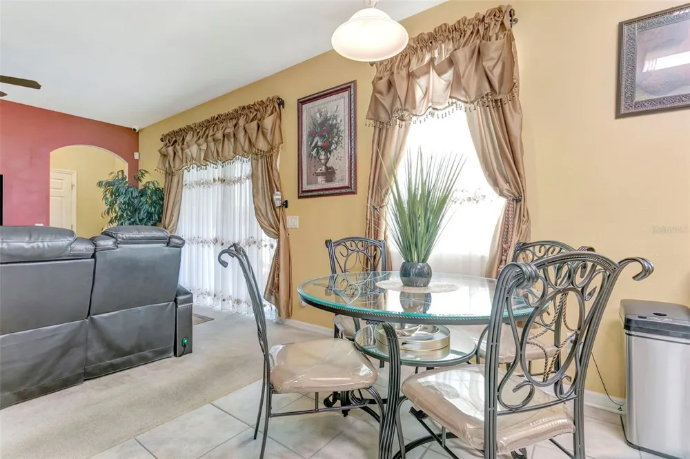 1424 MAIN STREET Valrico, FL 33594