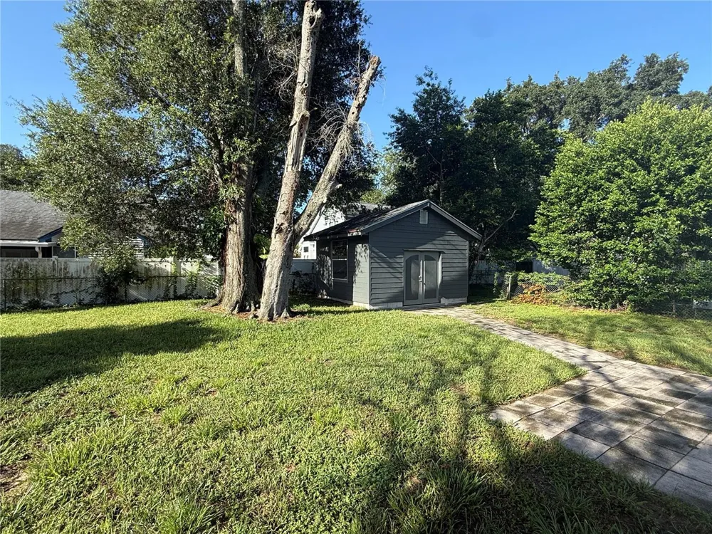 3802 E ESTHER STREET Orlando, FL 32812