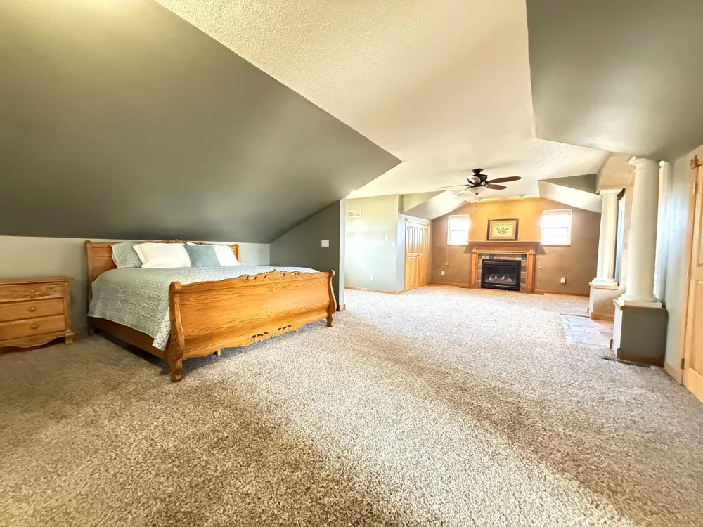 5684 Highway 10 Dilworth, MN 56529