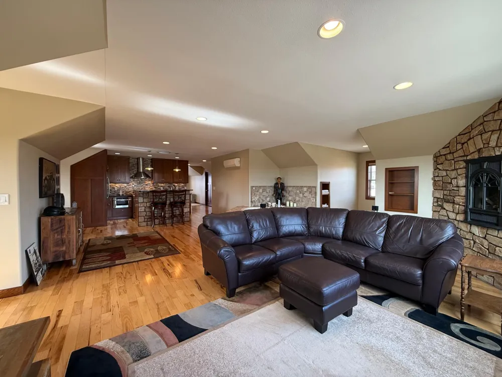 5684 Highway 10 Dilworth, MN 56529