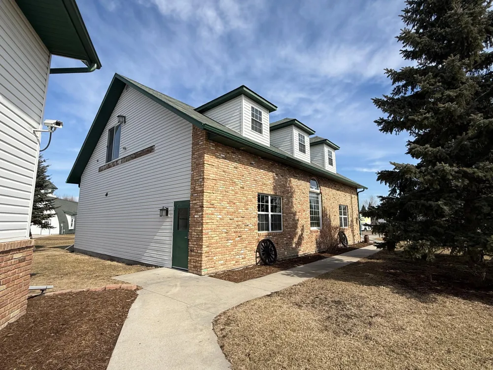 5684 Highway 10 Dilworth, MN 56529