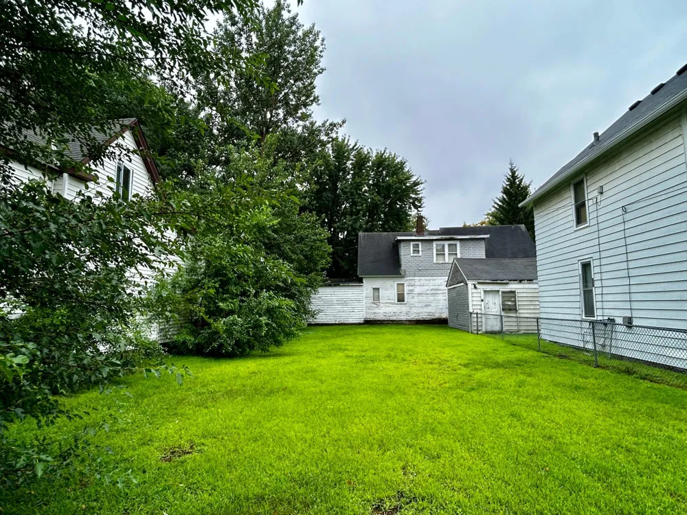 1004 20th Avenue NE Minneapolis, MN 55418