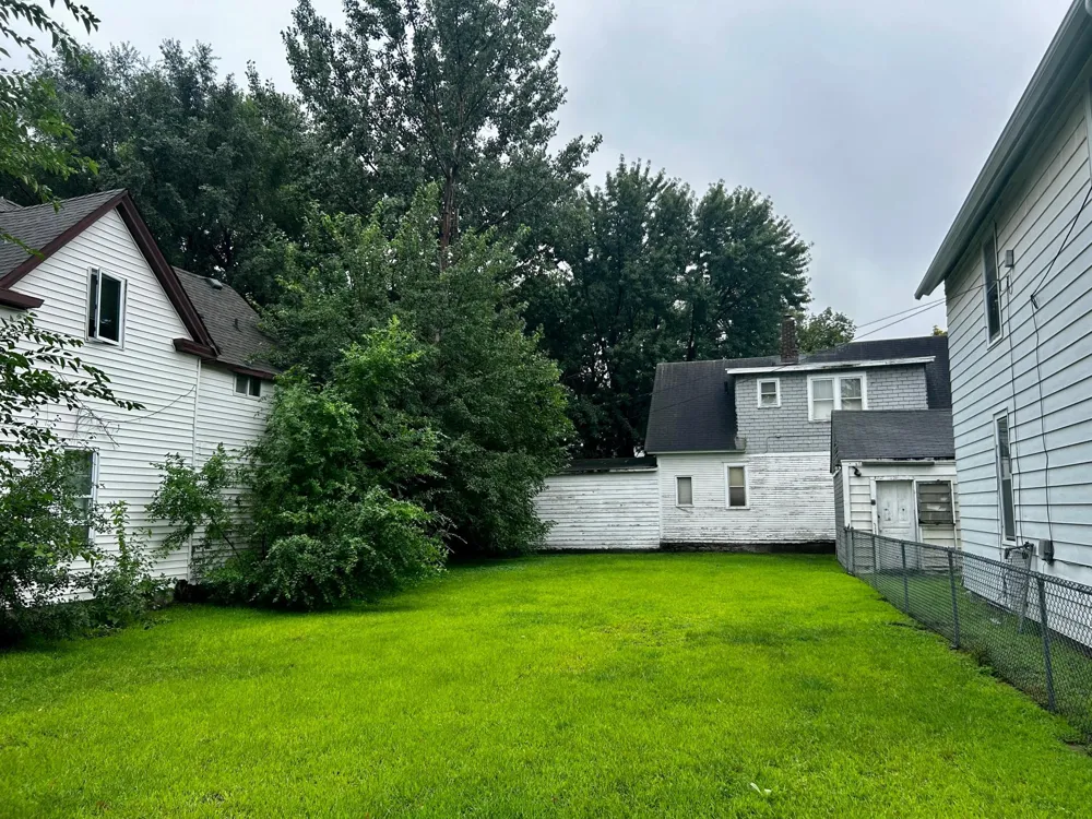 1004 20th Avenue NE Minneapolis, MN 55418