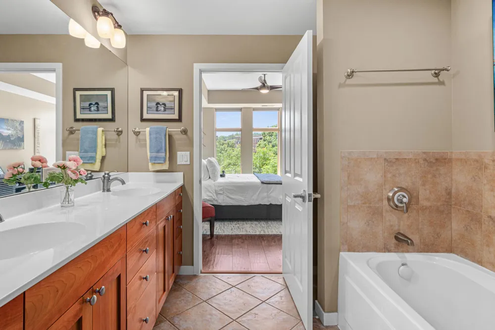 501 Main Street #202 Stillwater, MN 55082