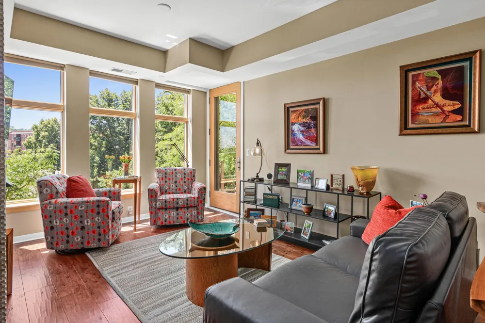 501 Main Street #202 Stillwater, MN 55082