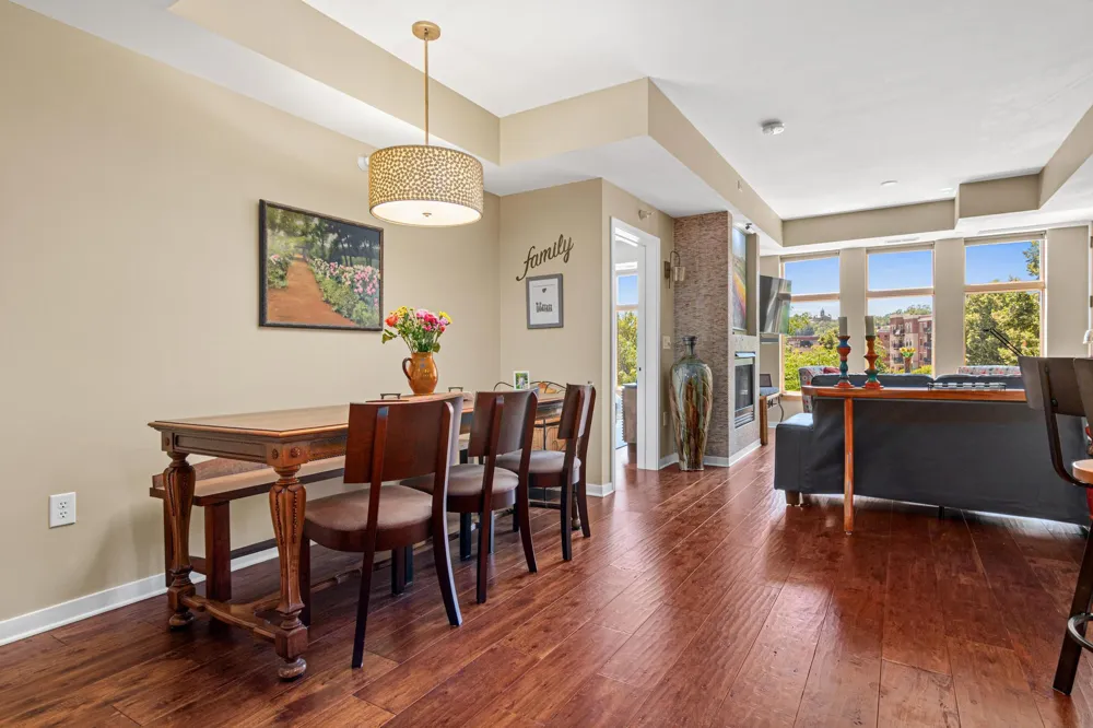 501 Main Street #202 Stillwater, MN 55082