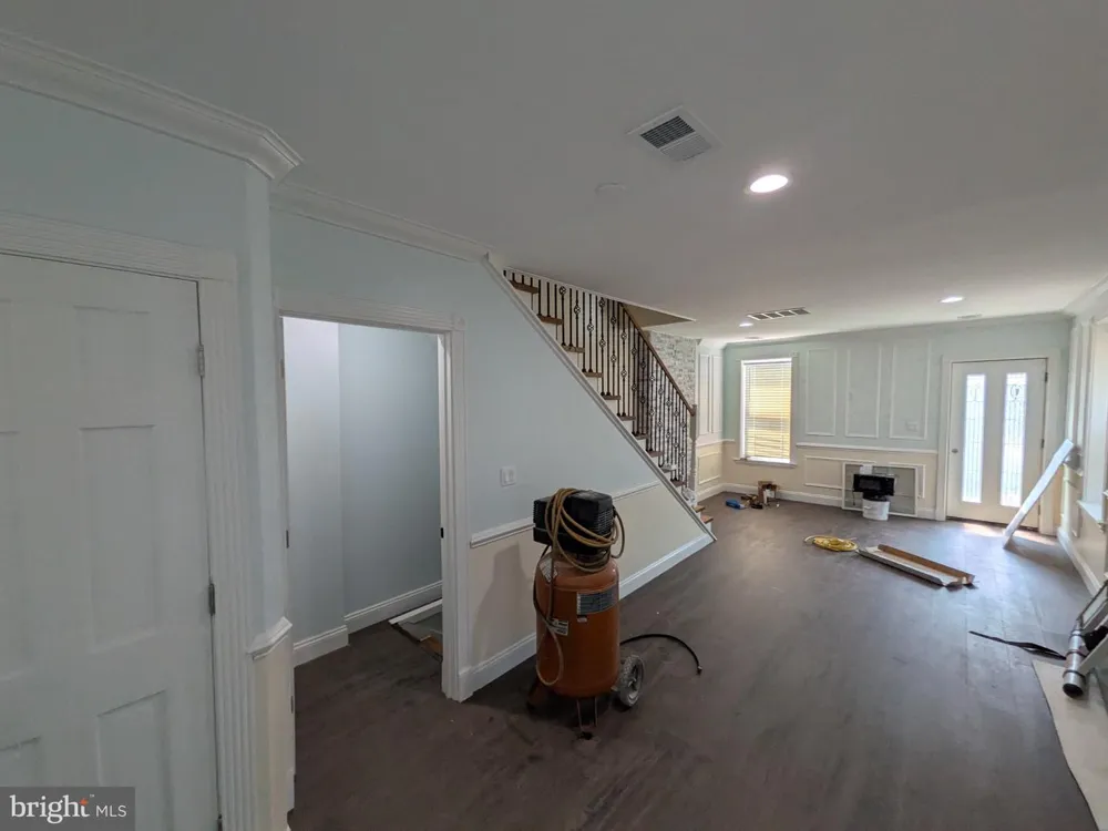 2953 MILES AVENUE Baltimore, MD 21211