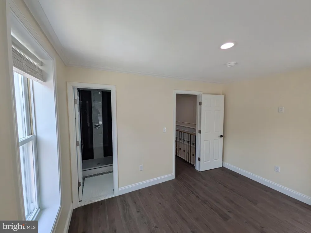2953 MILES AVENUE Baltimore, MD 21211