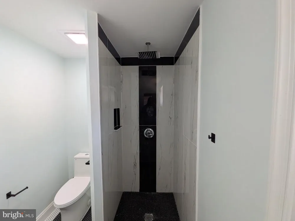 2953 MILES AVENUE Baltimore, MD 21211
