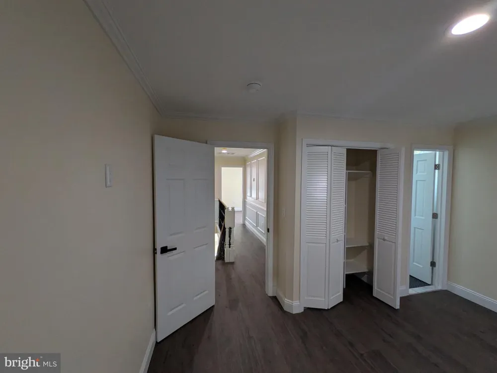 2953 MILES AVENUE Baltimore, MD 21211