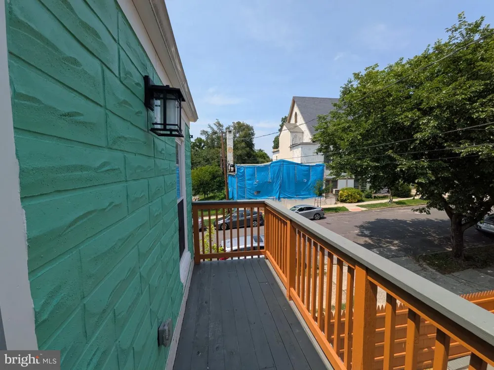 2953 MILES AVENUE Baltimore, MD 21211