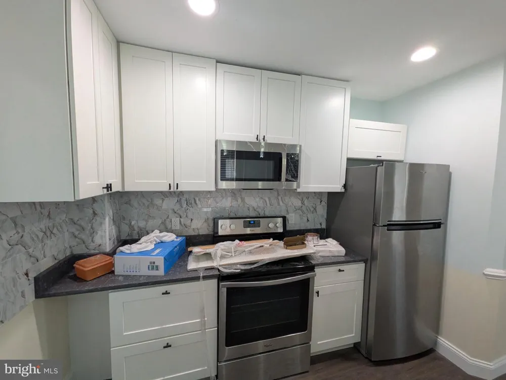 2953 MILES AVENUE Baltimore, MD 21211