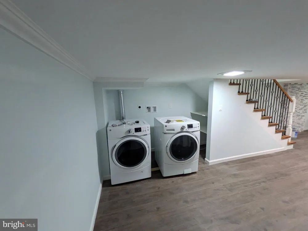 2953 MILES AVENUE Baltimore, MD 21211