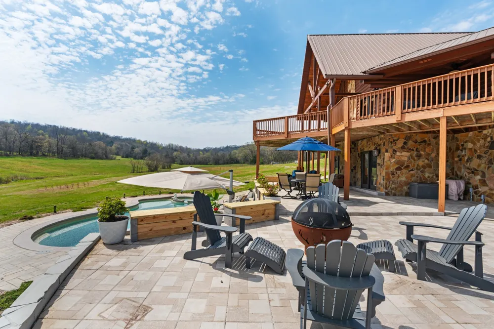 2063 Kennedy Creek Rd Auburntown, TN 37016