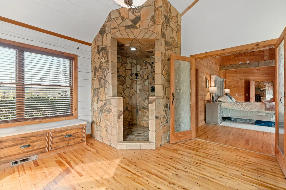 2063 Kennedy Creek Rd Auburntown, TN 37016