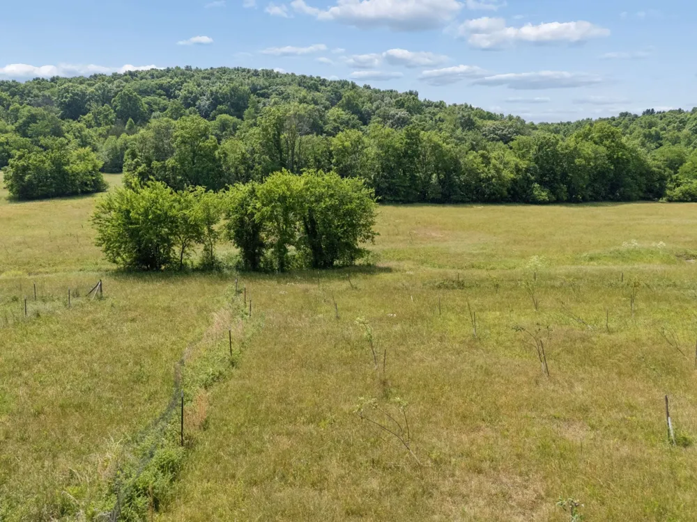 2063 Kennedy Creek Rd Auburntown, TN 37016