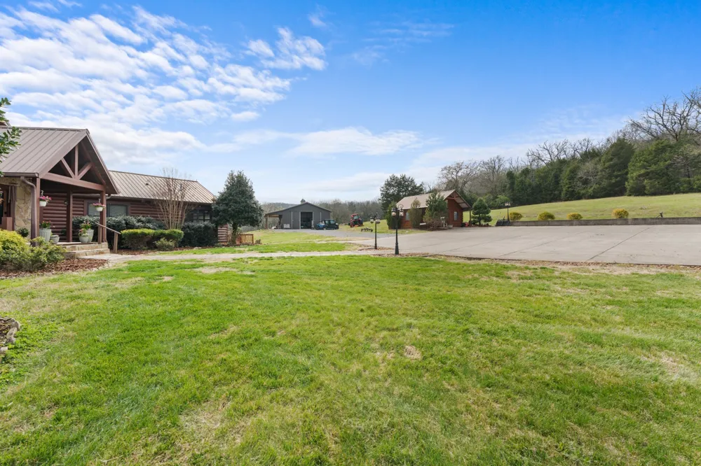 2063 Kennedy Creek Rd Auburntown, TN 37016
