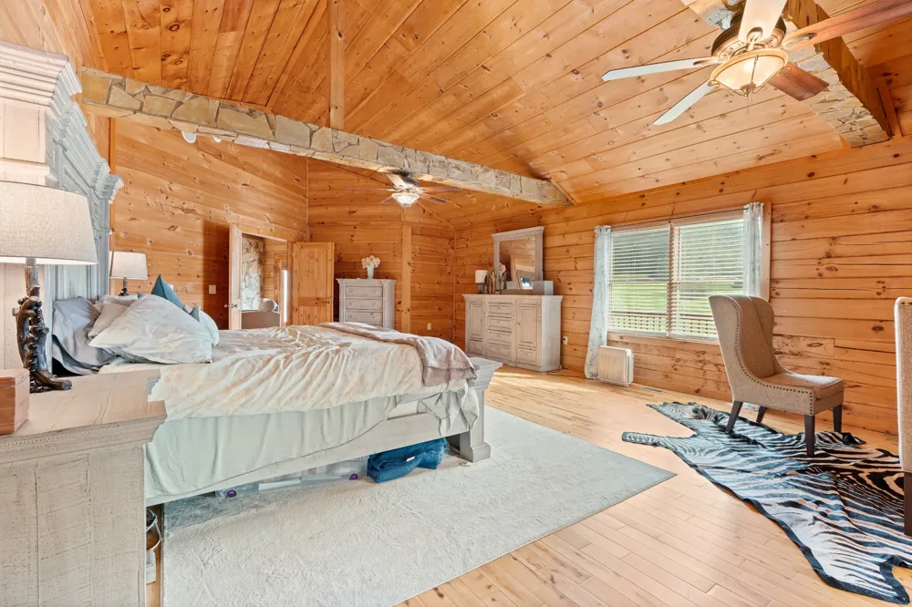 2063 Kennedy Creek Rd Auburntown, TN 37016