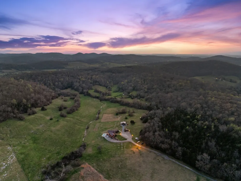 2063 Kennedy Creek Rd Auburntown, TN 37016