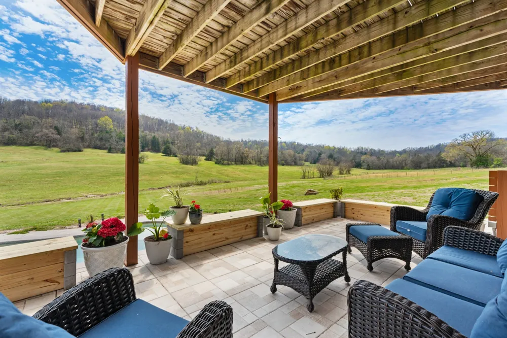 2063 Kennedy Creek Rd Auburntown, TN 37016