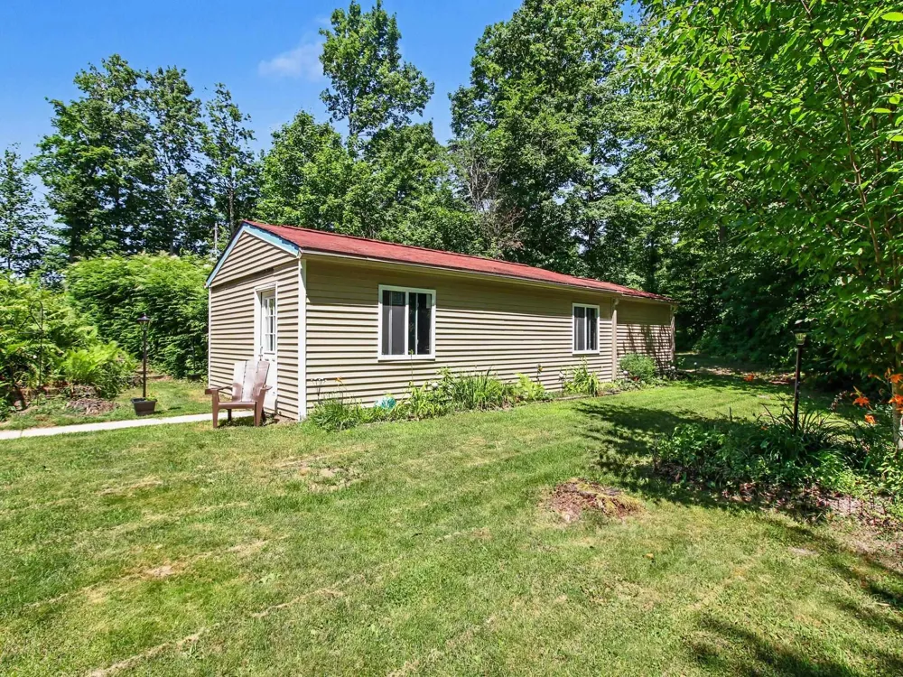 10212 E 48 ROAD Clam Lake Township, MI 49601