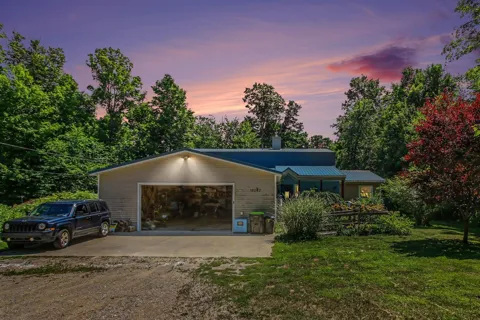 10212 E 48 ROAD