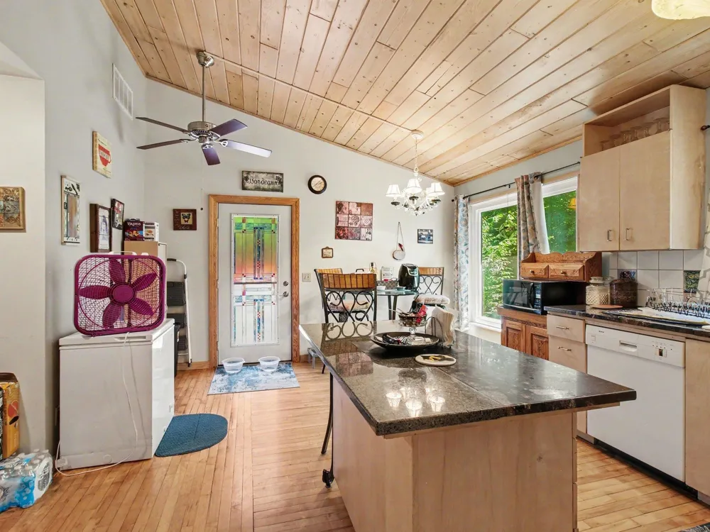10212 E 48 ROAD Clam Lake Township, MI 49601