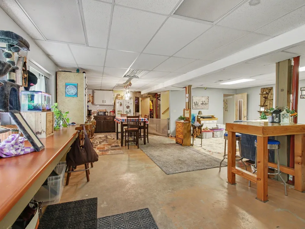 10212 E 48 ROAD Clam Lake Township, MI 49601