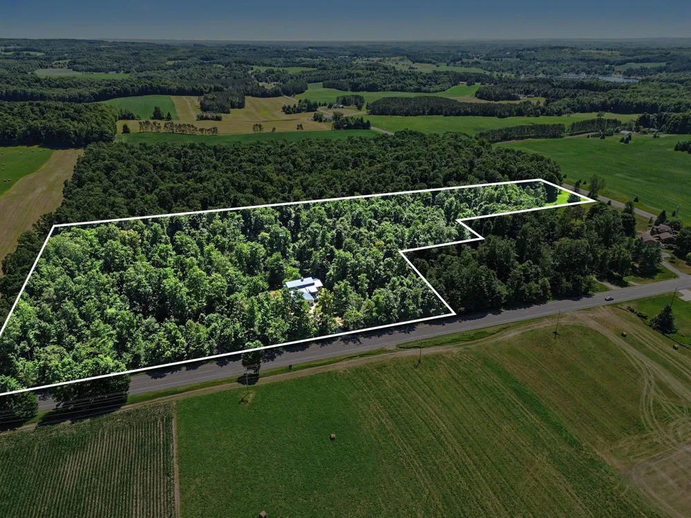 10212 E 48 ROAD Clam Lake Township, MI 49601
