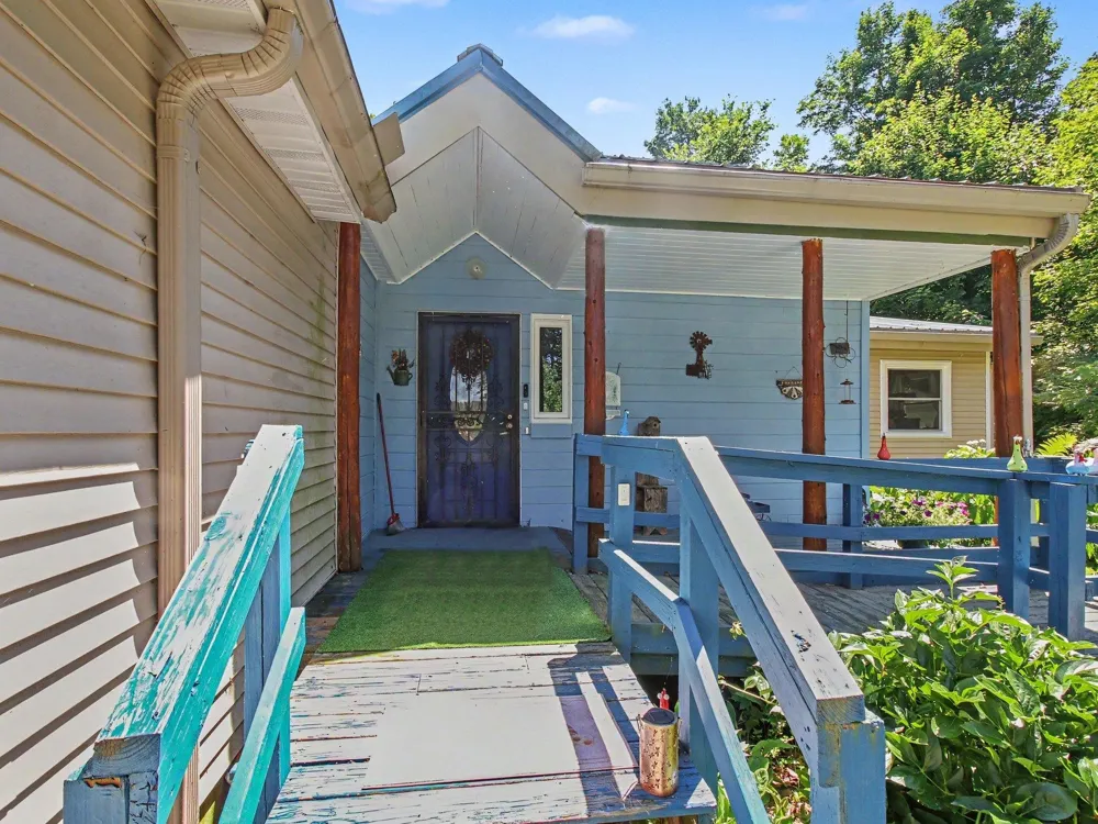 10212 E 48 ROAD Clam Lake Township, MI 49601