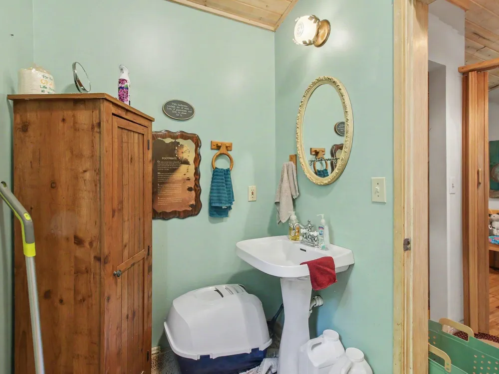 10212 E 48 ROAD Clam Lake Township, MI 49601