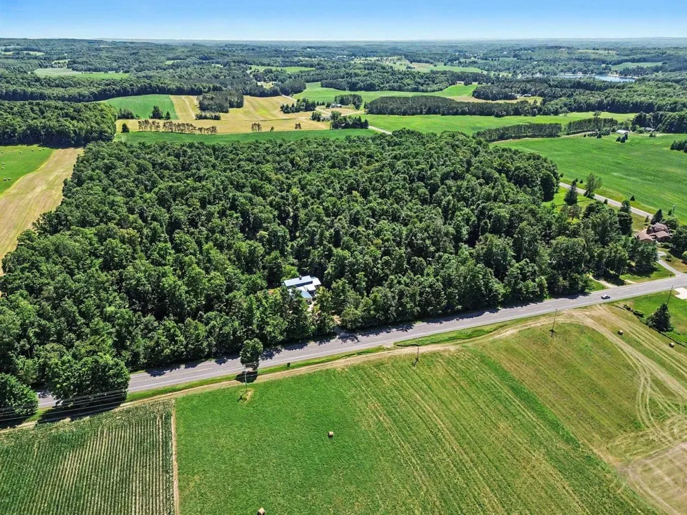 10212 E 48 ROAD Clam Lake Township, MI 49601