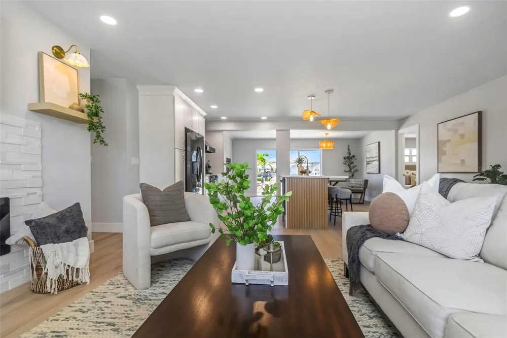 10216 SPOONBILL ROAD E Bradenton, FL 34209