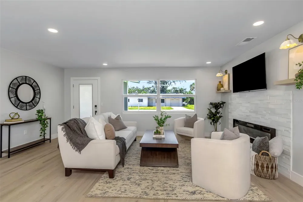 10216 SPOONBILL ROAD E Bradenton, FL 34209